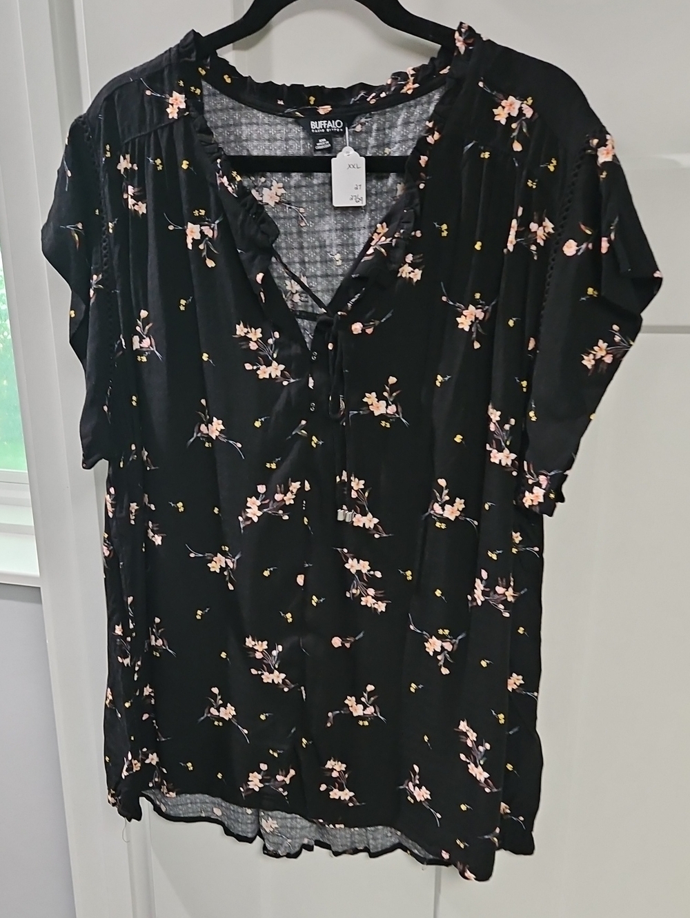 Buffalo David Bitton Black Floral Tie-Neck Blouse